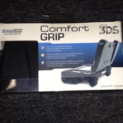 Nintendo 3ds comfort grip new in box unopened.