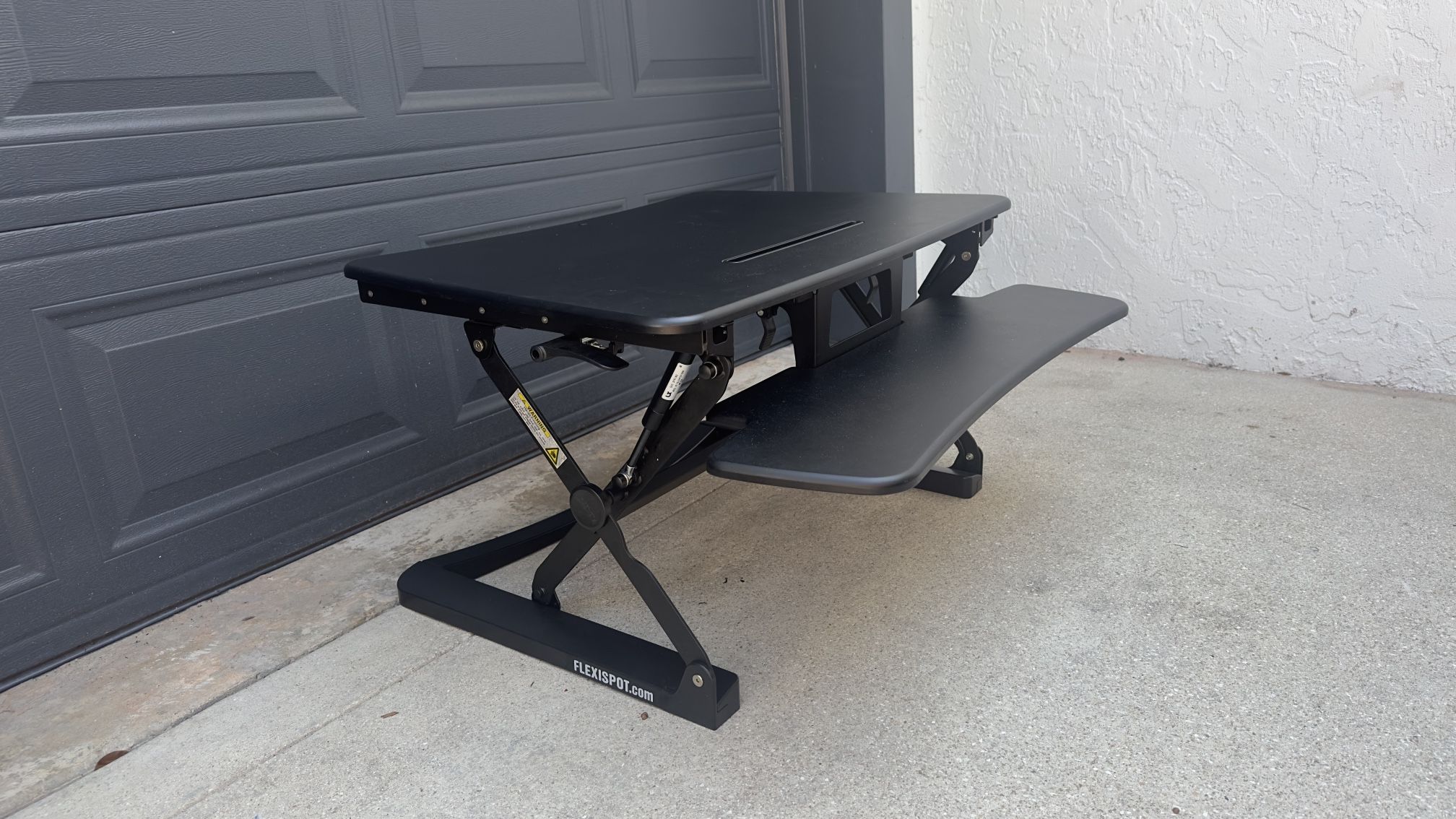 FLEXISPOT M2 HEIGHT-ADJUSTABLE STANDING DESK RISER W REMOVABLE KEYBOARD TRAY - delivery is negotiable