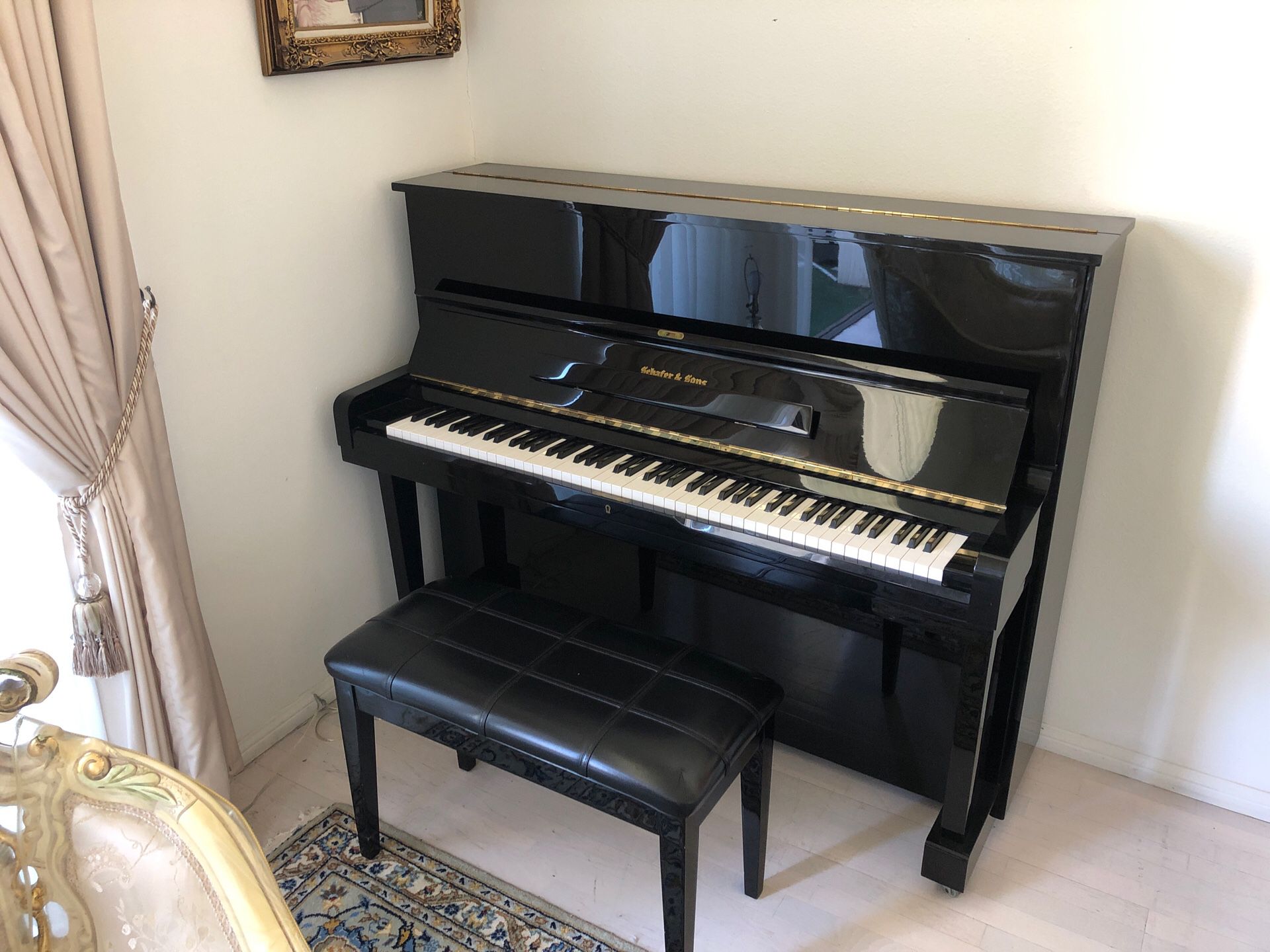 MINT Schafer & Sons VS-48 Piano (Black in excellent condition)