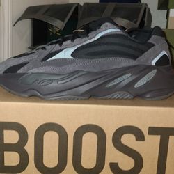 Yeezy Boost 700 V2