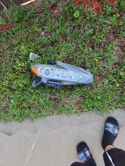 2018 Nissan Altima Right Headlight