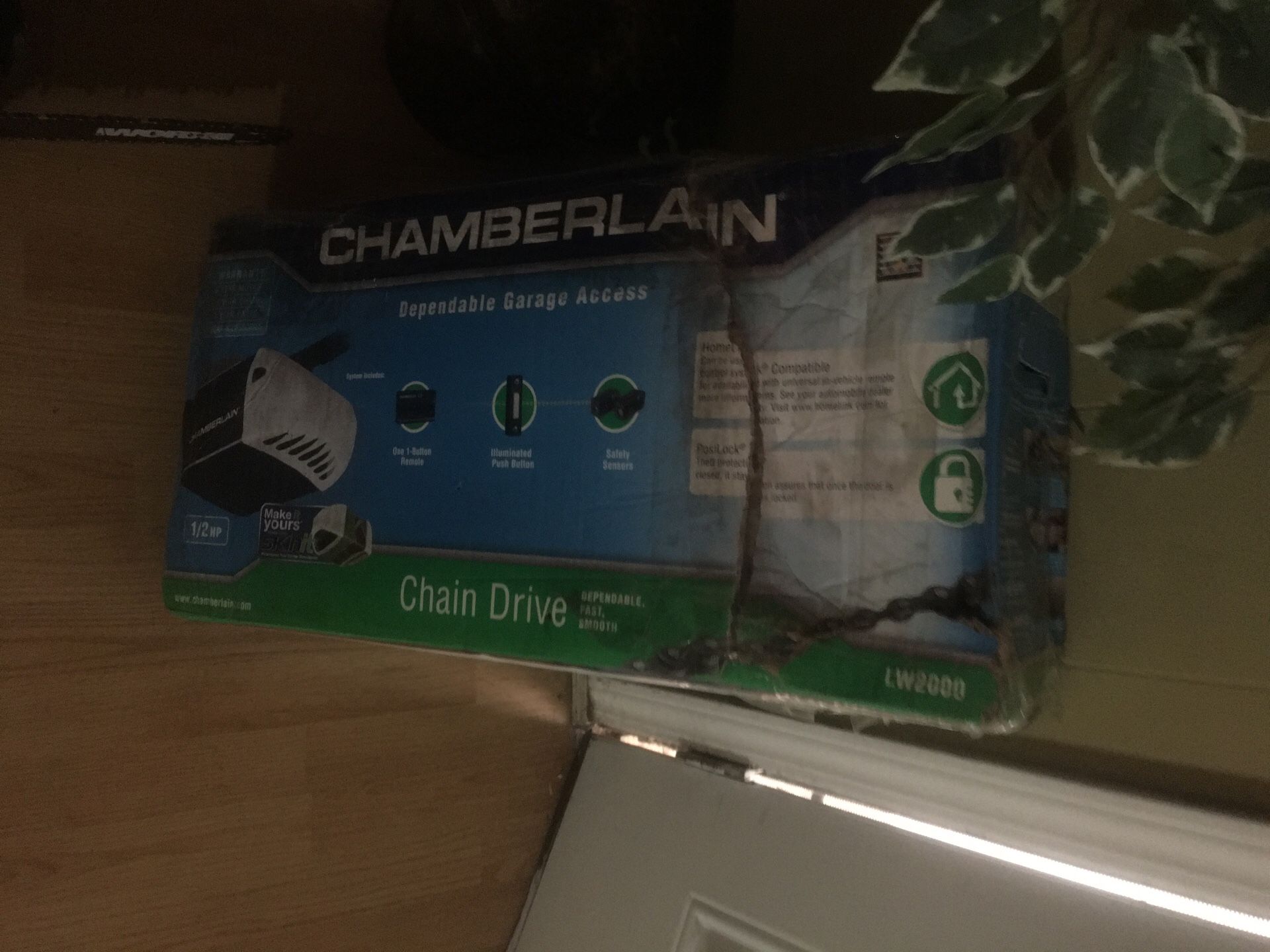 Garage door opner