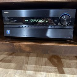 Onkyo AV Receiver TX-NR1008