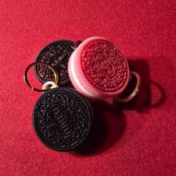Oreo Airtag Holder