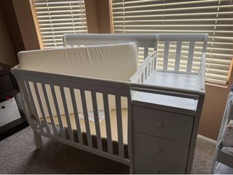Convertible Crib