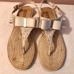 MICHAEL KORS   SANDALS  SIZE 7.5M