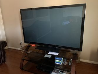 Panasonic TV 65inch (FOR PARTS)