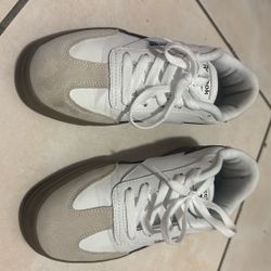 Reebok Woman’s Shoes 