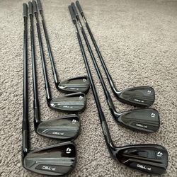 New•Taylormade-P790. 
