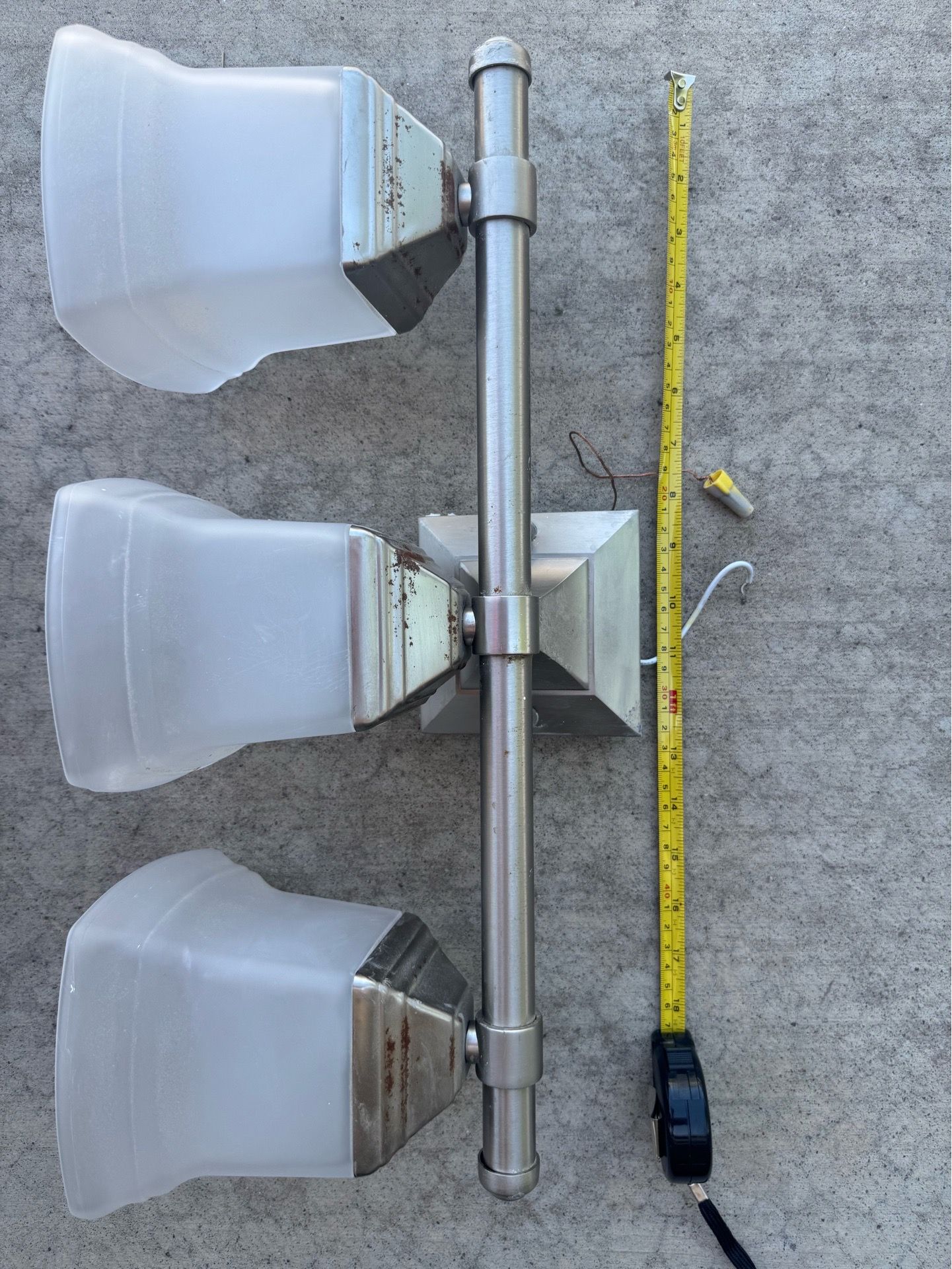18.5” 3-Light Bathroom Vanity Light – silver