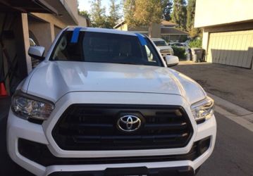 Auto Glass Replacement