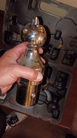 GOOSENECK AND WEIGH SAFE HITCHES