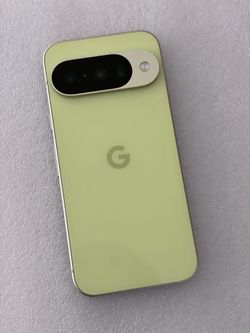 Google Pixel 10. Lemongrass. 256GB. Excellent condition! Unlocked.