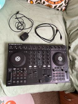 Traktor Kontrol S4 MK1