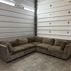 Modular Tan/Brown Sectional Couch