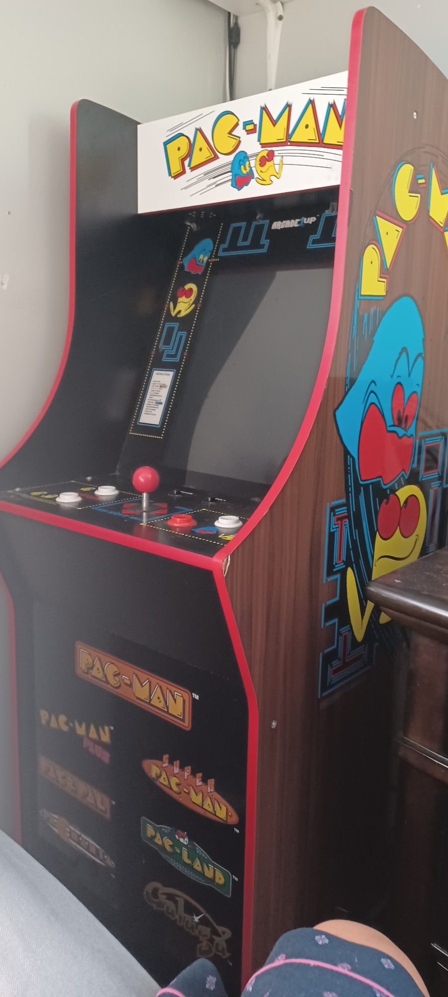 1up Pac Man Arcade Game