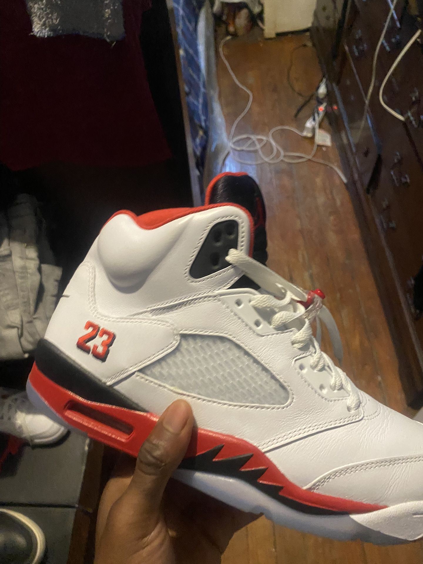 Air Jordan 5 Retro Men Fire Red Size 10