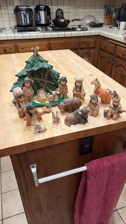Ornaments 17 Pieces Hand Made Art Clay Or Carmelita
