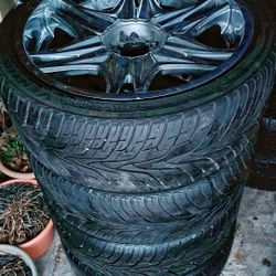 4| 22in |5 Lugs Universal Wheels & Tires 