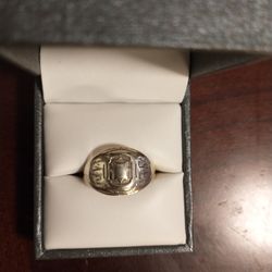 10K Solid Gold Antique Signet Ring
