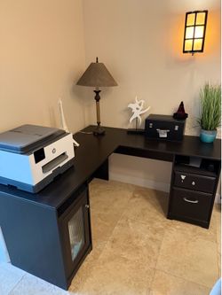 Work Desk