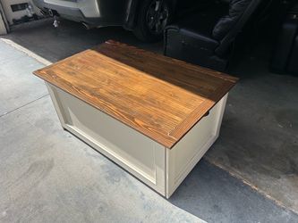 Large Lift-Top Coffee Table w/ Storage – $100 OBO