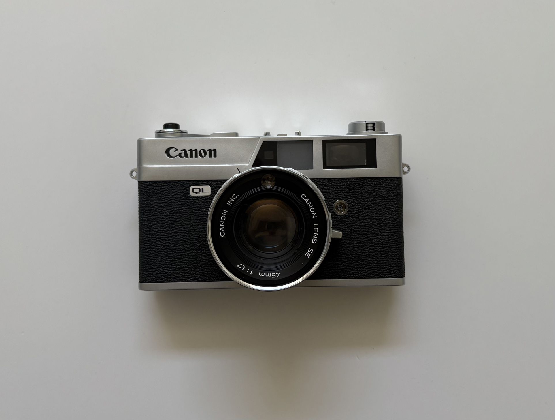 Canon Canonet QL 25 35mm Film Camera with 45 Fixed Lens