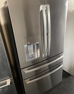 GE 4-Door Refrigerator Stainless Steel FrenchDoor