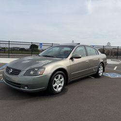 2005  Nissan Altima