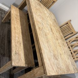 Dinning Table And Chairs 