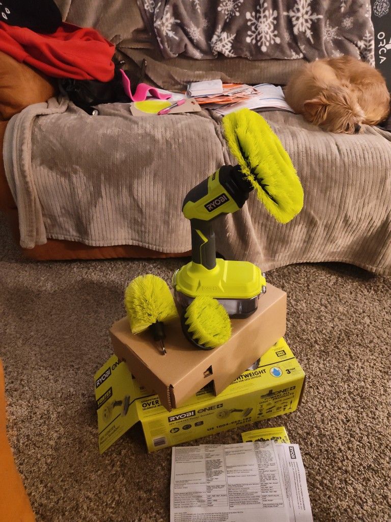 ROYOBI ONE+ VORTEX POWER SCRUBBER