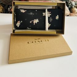 Coach Boxed Corner Zip Wristlet and id holder card wallet