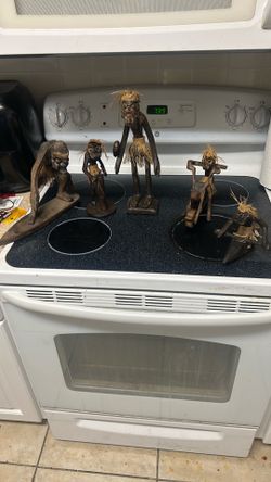 Handmade Wooden primitive Collection