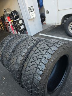 4 used tires Lt35x12.50r18 General Grappler, LR E, 10 PLY 
$299.00