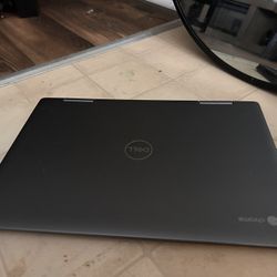 Dell Laptop Inspiron 14 2 in 1 touchscreen 2TB