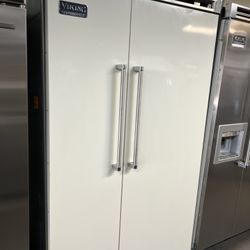 VIKING 48”WIDE BUILT IN SIDE BY SIDE REFRIGERATOR 