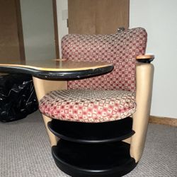 Chair/ Desk
