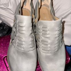 Grey ankle boots women’s size 8