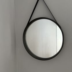 Set of 2 Round Hanging Mirrors – 20"x20"
