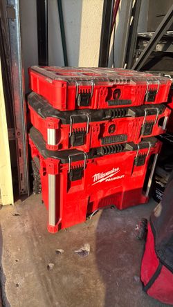 Milwaukee pack out boxes