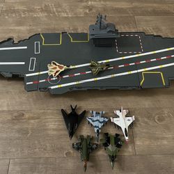 Lakeshore Aircraft Toy With 7 Planes