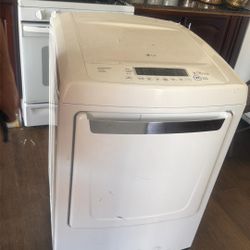 Lg Drayer In Good Working Condition 