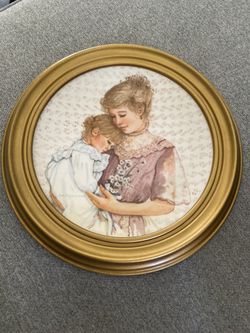 Beautiful Decorative Framed Plate from the Carson Mint. Comes with certificate of authenticity.