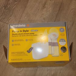 Medela and Tsrete Hands free Wearable Pump