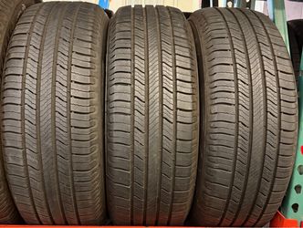 225 60 17 Michelin