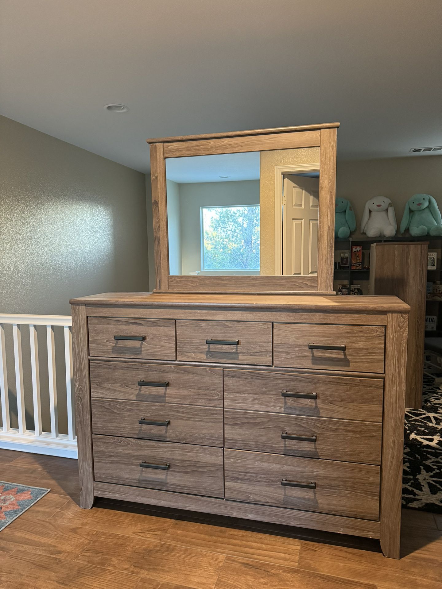 Dresser W/ Mirror $350