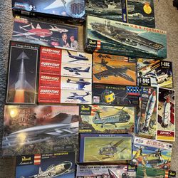 Huge Lot Vintage Model Kits Revell Lindberg Glencoe Space Aircraft Sealed
