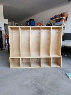 ECR Kids 5 cubby organizer/coat locker