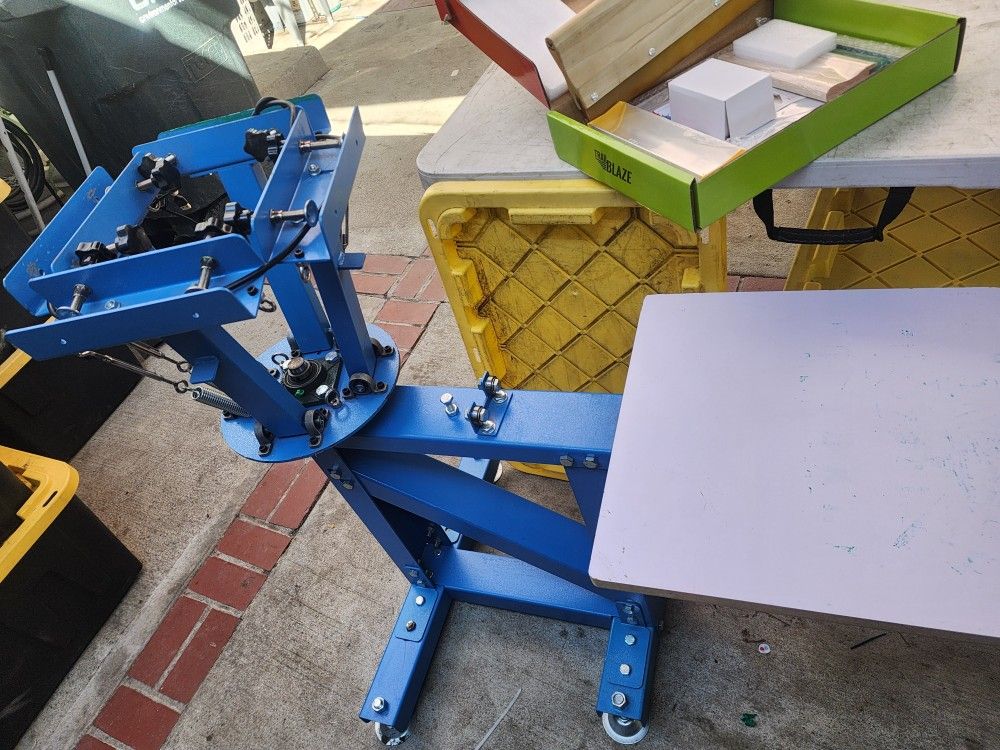 4 Color Screen Printing Machine With New Accessories