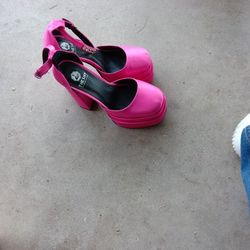 The Shy. Plat Form Chunky Shoes